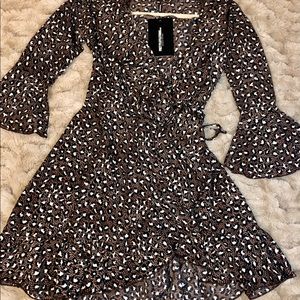 PrettyLittleThing Leopard Print Frill Wrap Dress